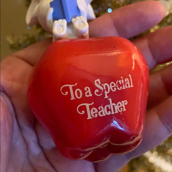 “To a special teacher” mouse Christmas ornament - Picture 6 of 16